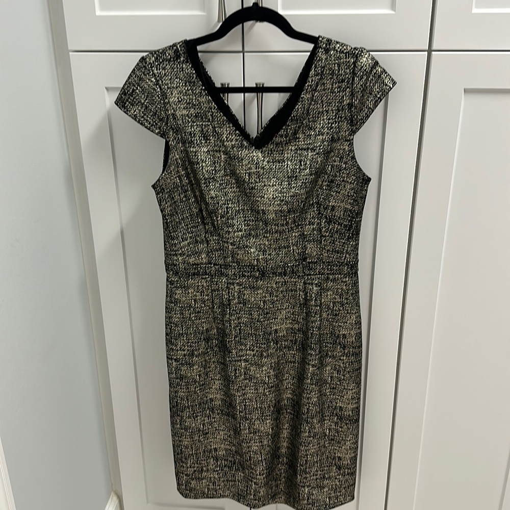 Betsey Johnson Sheath Dress Knee Length Black Metallic Size 12 Pre-owned